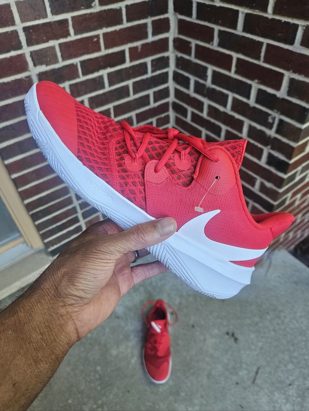 NWOT Nike Volleyball Shoes, sz 11.5